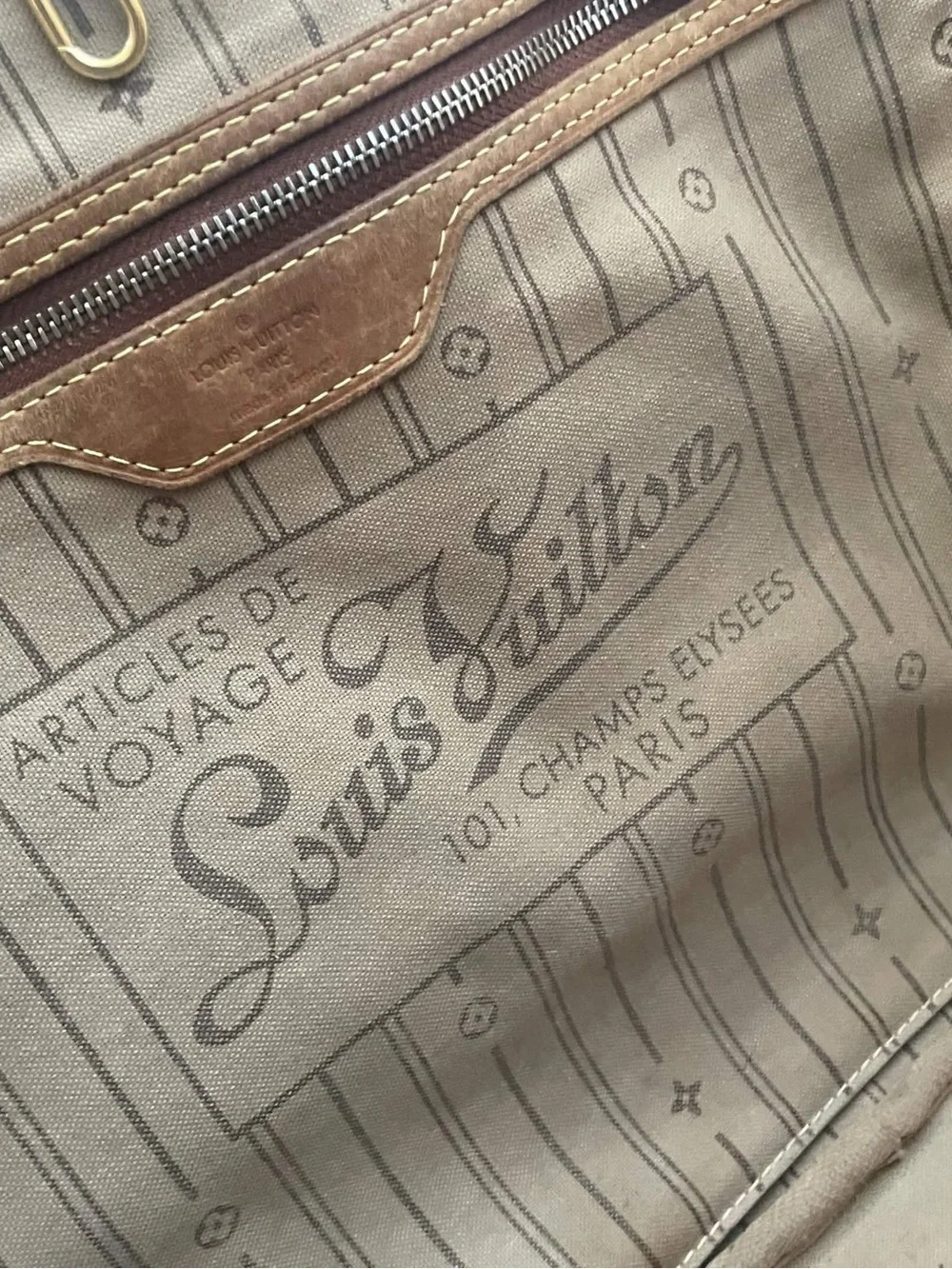 Louis Vuitton NeverFull Tote